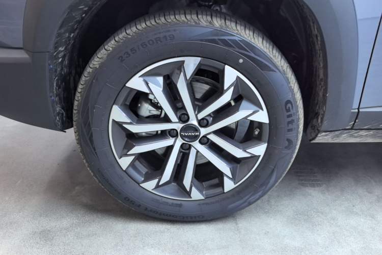 Used Haval DARGO 2024 1.5T DCT Border Collie Edition Left Front Wheel Hub