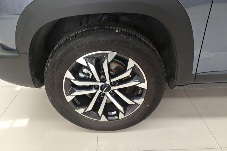 Used Haval DARGO 2024 1.5T DCT Border Collie Edition Left Front Wheel Hub