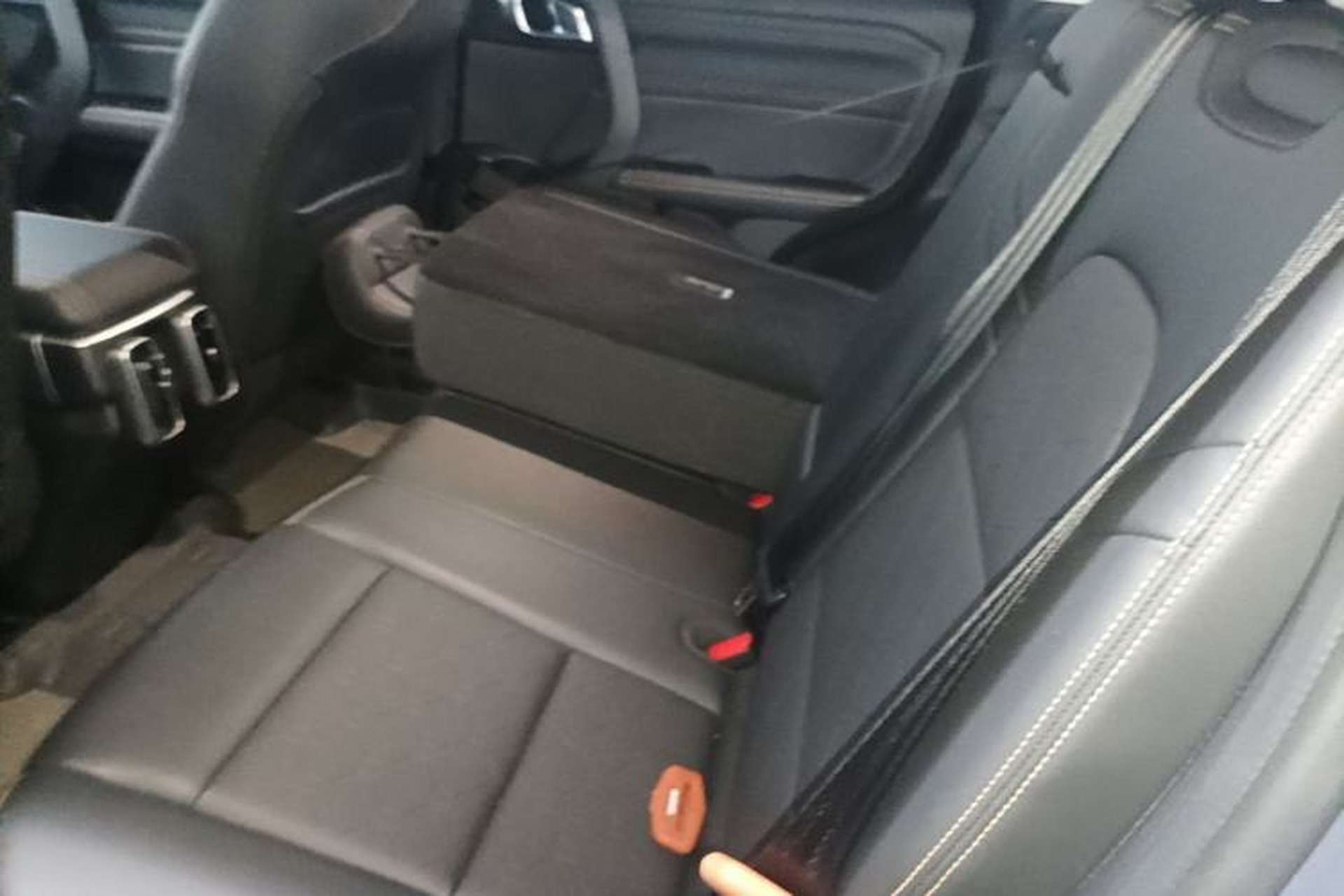 Used Haval DARGO 2024 2.0T DCT Chinese Rural Dog Edition Left Rear Seat