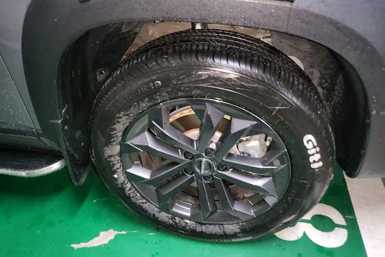 Used Haval DARGO 2024 1.5T DCT Border Collie Edition Right Front Wheel Hub