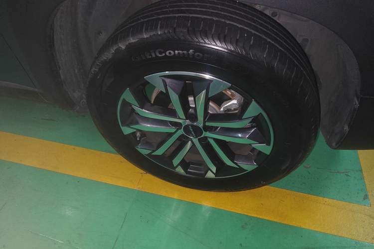 Used Haval DARGO 2024 1.5T DCT Border Collie Edition Right Front Wheel Hub