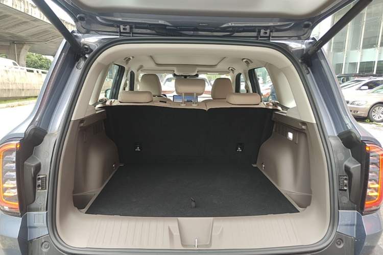 Used Haval DARGO 2024 1.5T DCT Border Collie Edition Trunk