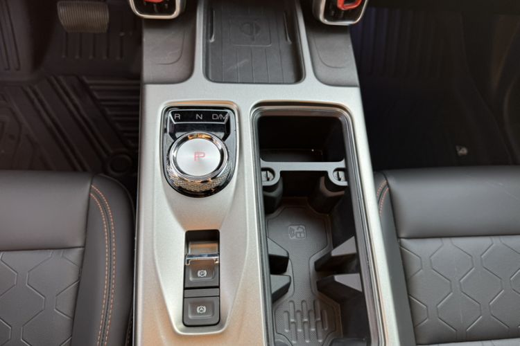 Used Haval DARGO 2024 2.0T DCT Chinese Rural Dog Edition Interior 5