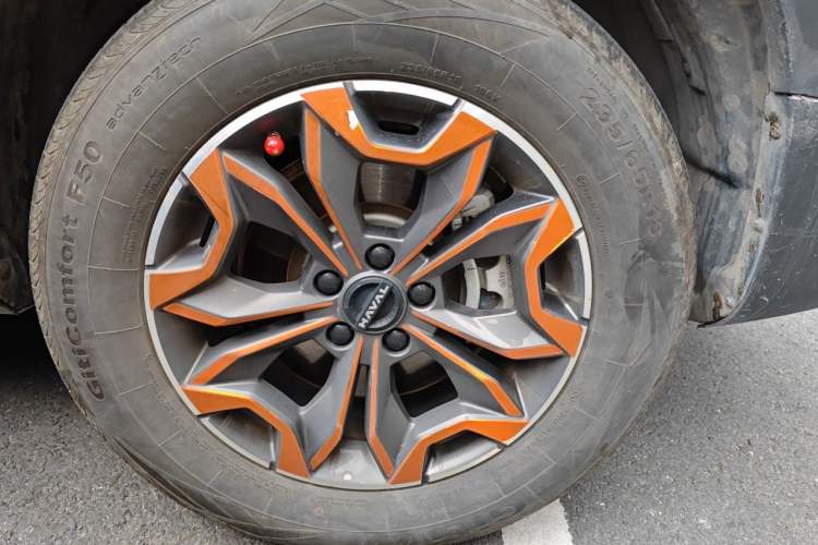 Used Haval DARGO 2024 2.0T DCT Chinese Rural Dog Edition Right Front Wheel Hub