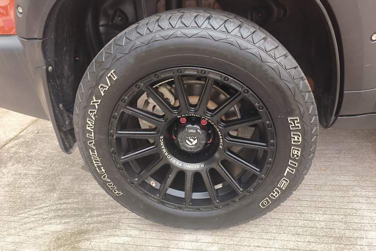 Used Haval DARGO 2024 2.0T DCT Chinese Rural Dog Edition Right Rear Wheel Hub