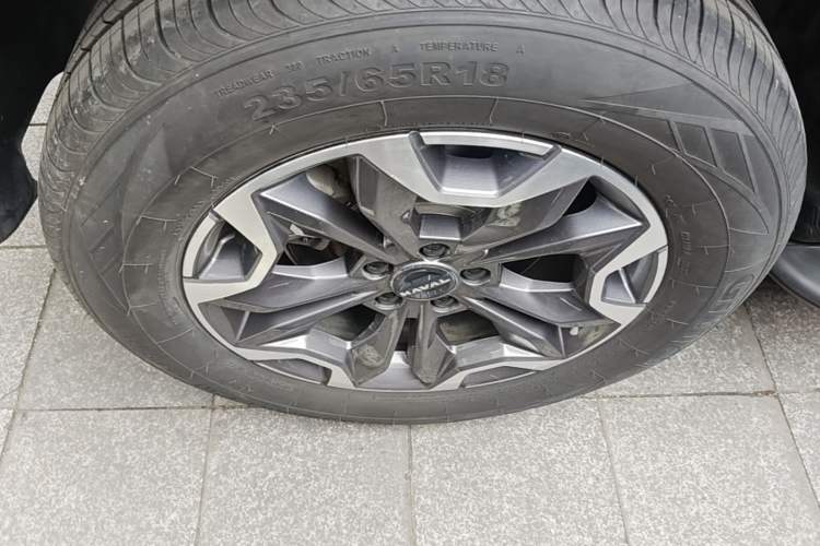 Used Haval DARGO 2024 2.0T DCT Chinese Rural Dog Edition Right Rear Wheel Hub
