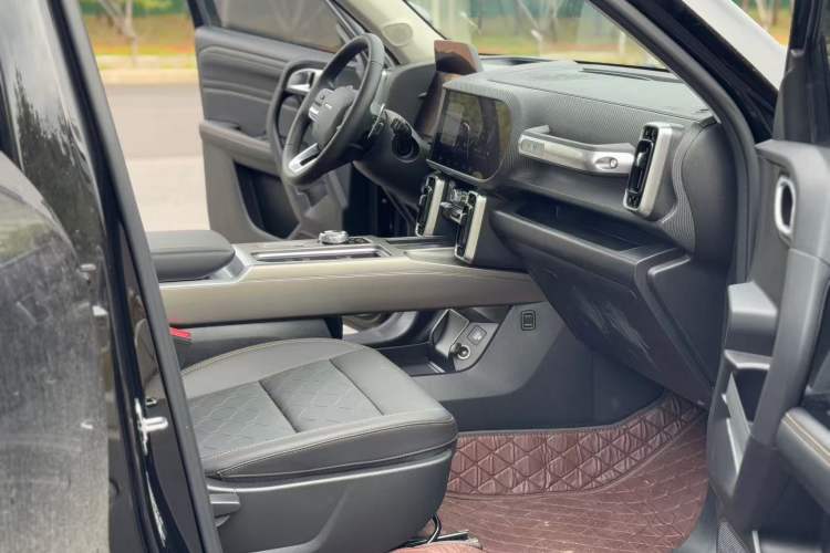 Used Haval DARGO 2024 1.5T DCT Border Collie Edition Interior 9