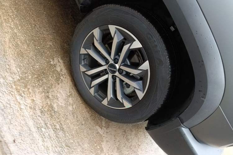 Used Haval DARGO 2024 1.5T DCT Border Collie Edition Right Front Wheel Hub