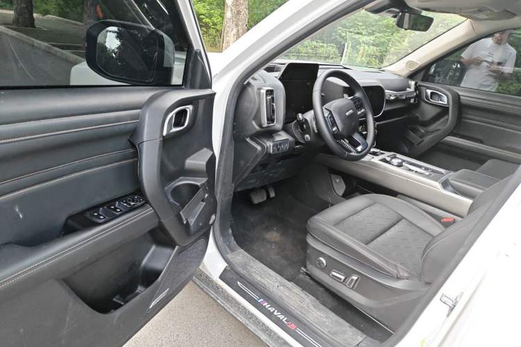 Used Haval DARGO 2024 1.5T DCT Border Collie Edition Driver Seat
