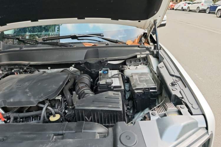 Used Haval DARGO 2024 2.0T DCT Chinese Rural Dog Edition Engine Bay Left