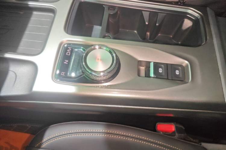 Used Haval DARGO 2024 2.0T DCT Chinese Rural Dog Edition Gear Lever