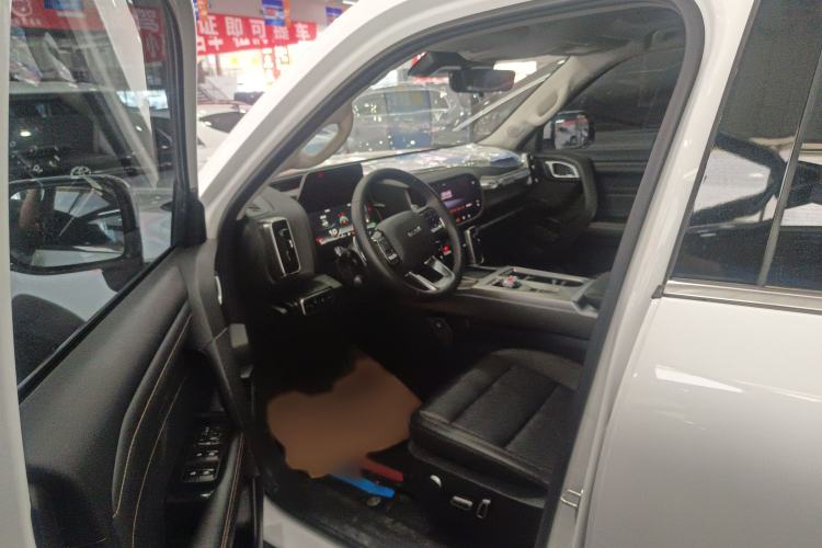 Used Haval DARGO 2024 2.0T DCT Chinese Rural Dog Edition Interior 1