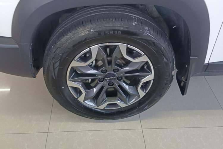 Used Haval DARGO 2024 2.0T DCT Chinese Rural Dog Edition Left Front Wheel Hub