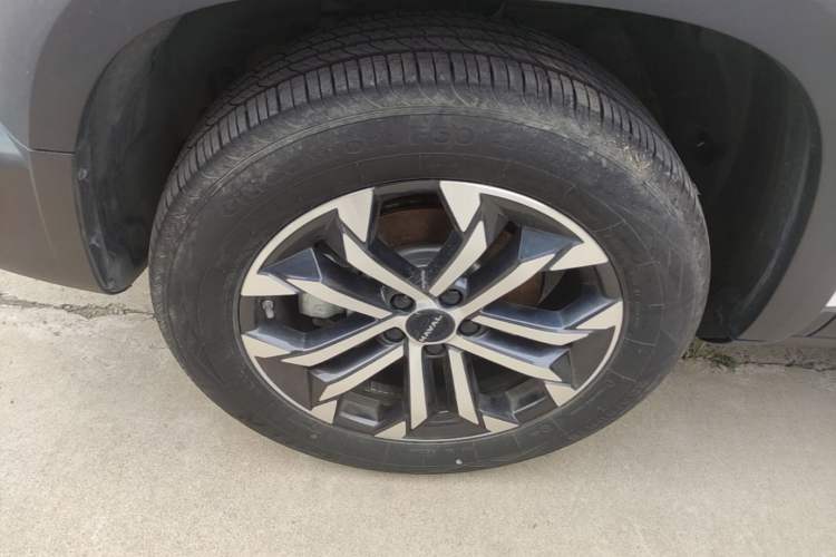 Used Haval DARGO 2024 1.5T DCT Border Collie Edition Left Front Wheel Hub