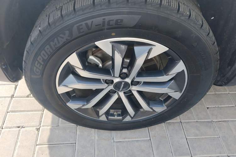 Used Haval DARGO 2024 1.5T DCT Border Collie Edition Left Front Wheel Hub