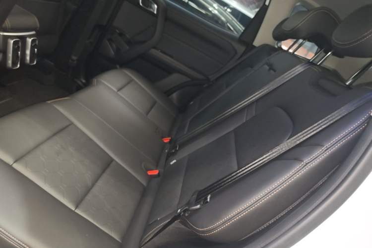 Used Haval DARGO 2024 1.5T DCT Border Collie Edition Left Rear Seat