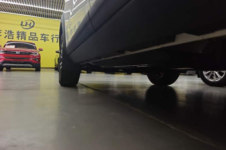 Used Haval DARGO 2024 1.5T DCT Border Collie Edition Left Side Sill