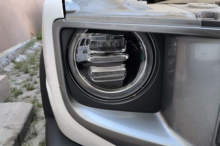 Used Haval DARGO 2024 2.0T DCT Chinese Rural Dog Edition Right Front Headlight