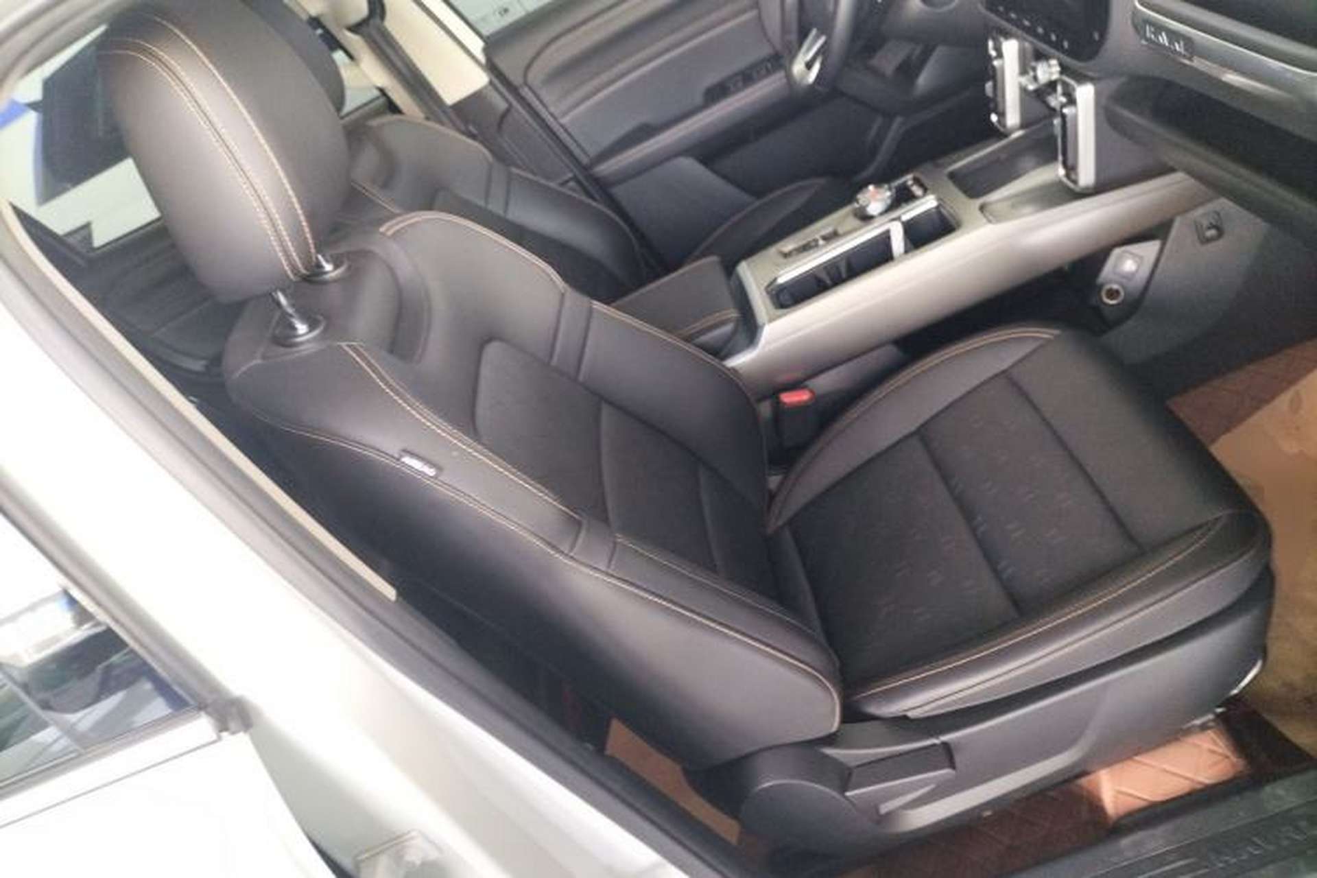 Used Haval DARGO 2024 2.0T DCT Chinese Rural Dog Edition Right Front Seat
