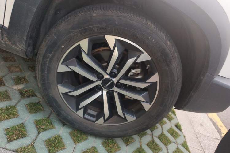 Used Haval DARGO 2024 1.5T DCT Border Collie Edition Right Front Wheel Hub