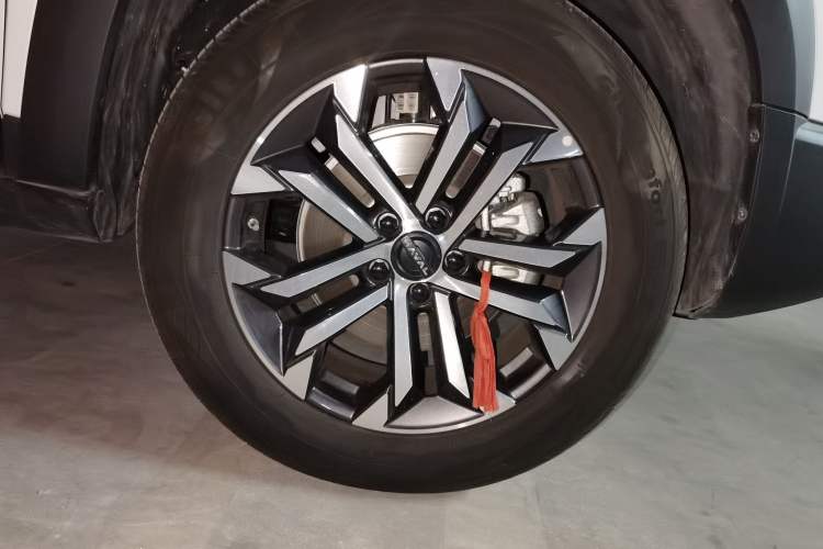Used Haval DARGO 2024 1.5T DCT Border Collie Edition Right Front Wheel Hub