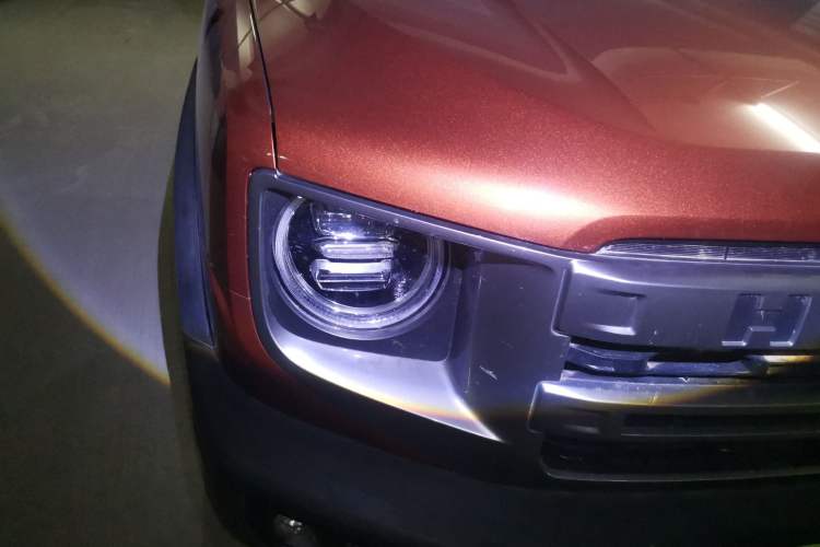 Used Haval DARGO 2024 2.0T DCT Chinese Rural Dog Edition Right Front Headlight