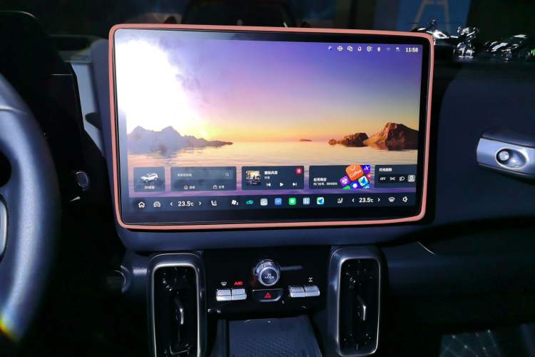Used Haval DARGO 2026 Model 2.0T DCT Chinese Rural Dog Edition Audio And AC Panel