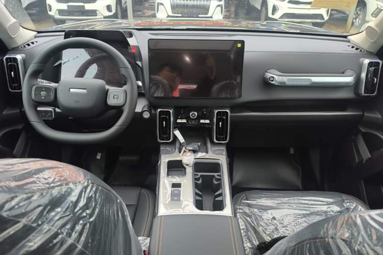 Used Haval DARGO 2026 Model 1.5T DCT Border Collie Edition Center Console