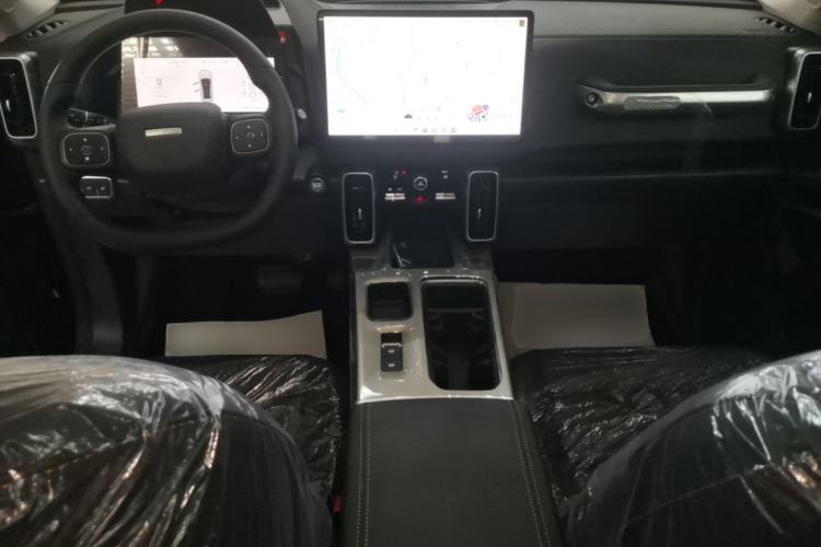 Used Haval DARGO 2026 Model 1.5T DCT Labrador Edition Center Console