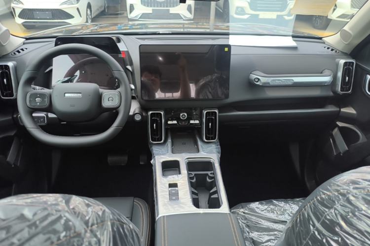 Used Haval DARGO 2026 Model 1.5T DCT Border Collie Edition Center Console