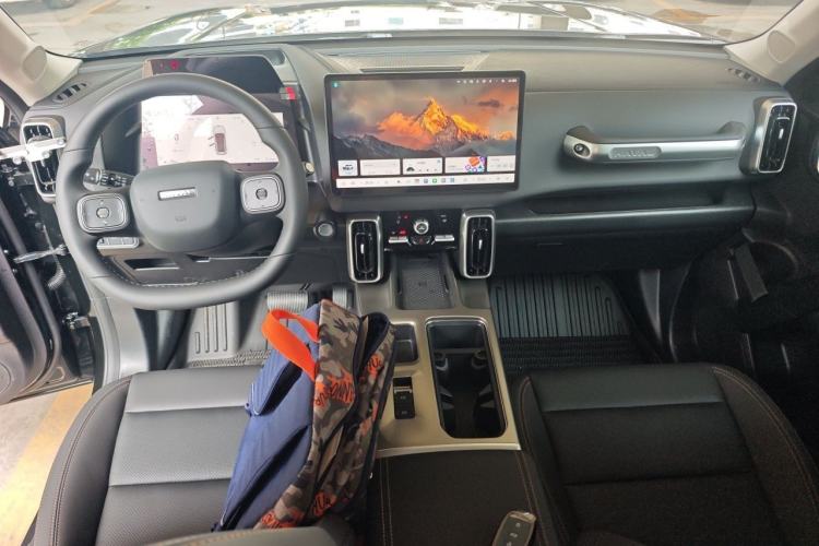 Used Haval DARGO 2026 Model 1.5T DCT Border Collie Edition Center Console