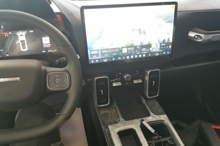 Used Haval DARGO 2026 Model 1.5T DCT Border Collie Edition Center Console