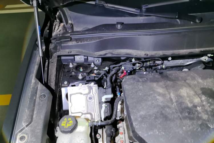Used Haval DARGO 2026 Model 2.0T DCT Chinese Rural Dog Edition Engine Bay Right