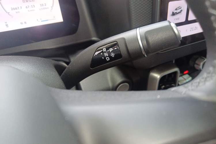 Used Haval DARGO 2026 Model 2.0T DCT Chinese Rural Dog Edition Gear Lever