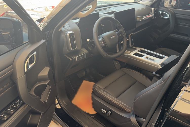 Used Haval DARGO 2026 Model 2.0T DCT Chinese Rural Dog Edition Interior 2