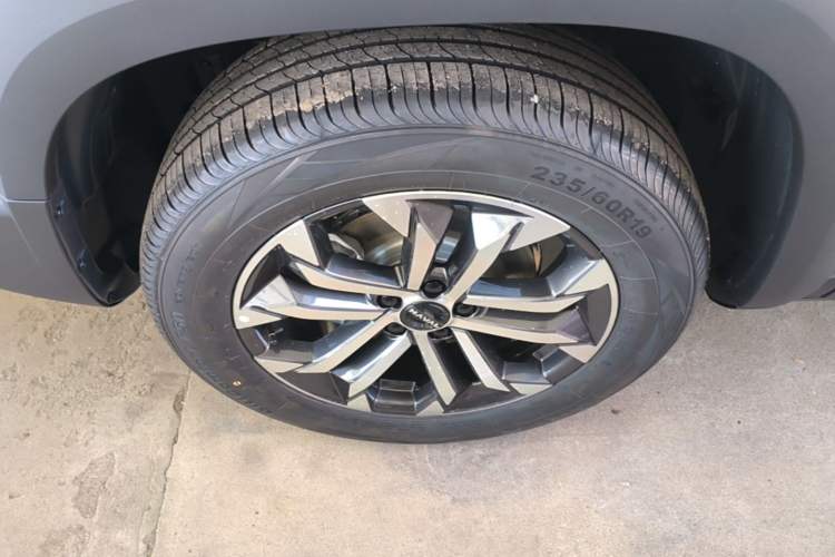 Used Haval DARGO 2026 Model 1.5T DCT Border Collie Edition Left Front Wheel Hub