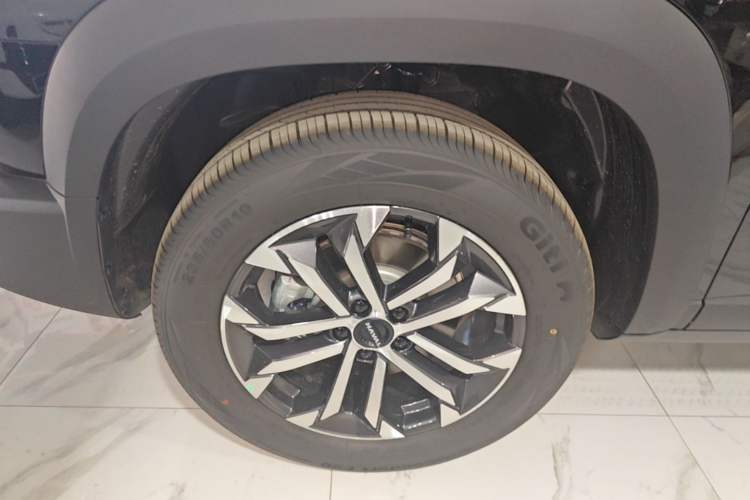 Used Haval DARGO 2026 Model 1.5T DCT Border Collie Edition Left Front Wheel Hub