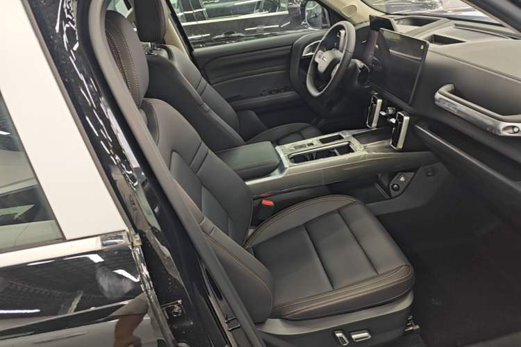 Used Haval DARGO 2026 Model 1.5T DCT Border Collie Edition Right Front Seat