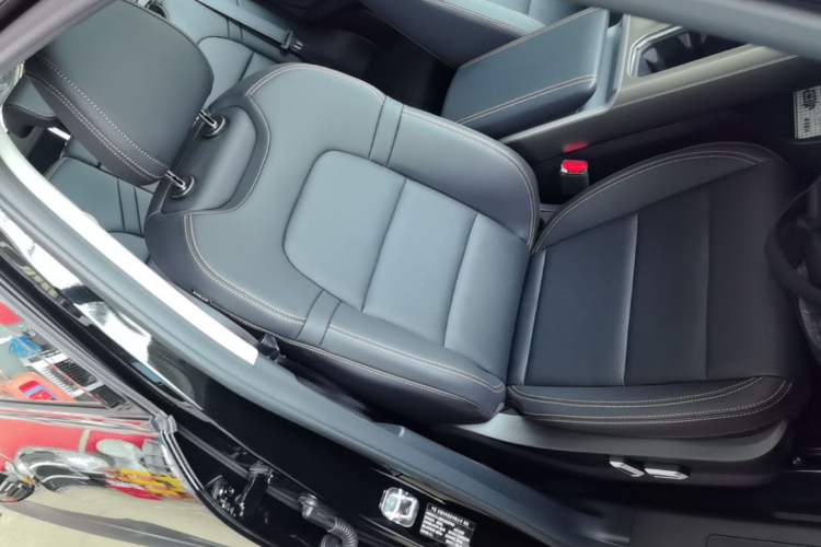 Used Haval DARGO 2026 Model 1.5T DCT Border Collie Edition Right Front Seat