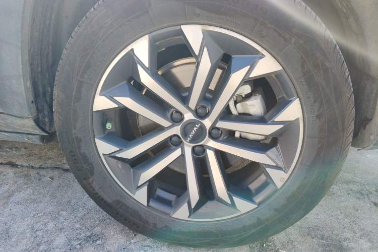 Used Haval DARGO 2026 Model 1.5T DCT Border Collie Edition Right Front Wheel Hub