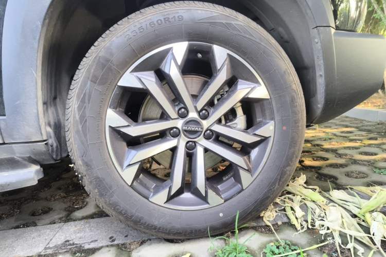 Used Haval DARGO 2026 Model 1.5T DCT Border Collie Edition Right Front Wheel Hub
