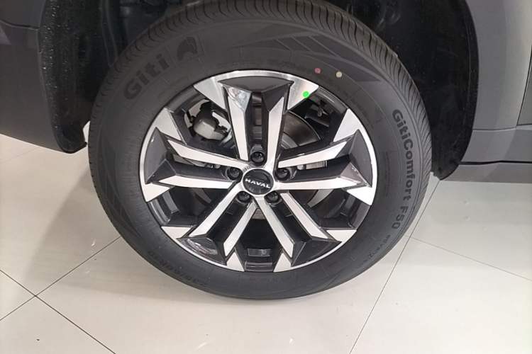 Used Haval DARGO 2026 Model 1.5T DCT Border Collie Edition Right Rear Wheel Hub
