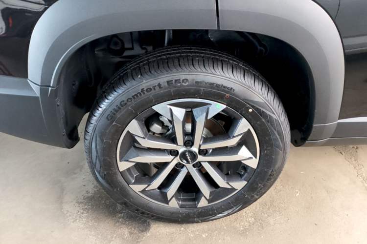 Used Haval DARGO 2026 Model 1.5T DCT Labrador Edition Right Rear Wheel Hub