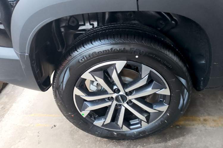 Used Haval DARGO 2026 Model 1.5T DCT Border Collie Edition Right Rear Wheel Hub