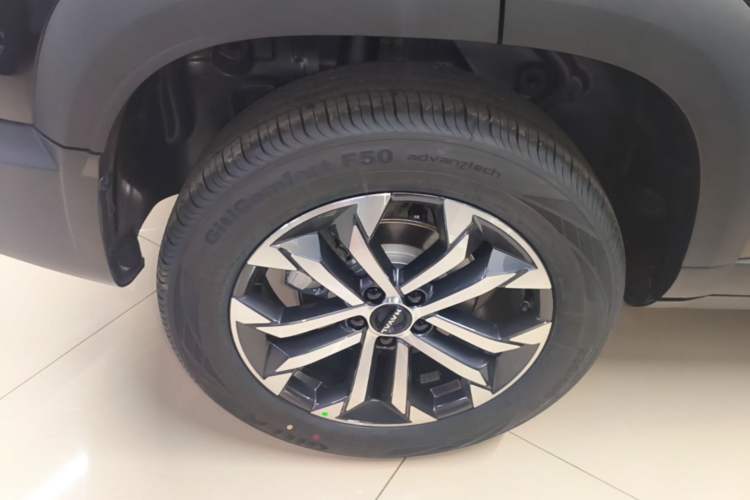 Used Haval DARGO 2026 Model 1.5T DCT Border Collie Edition Right Rear Wheel Hub