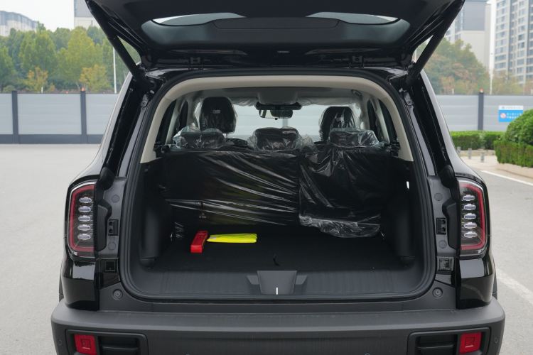 Used Haval DARGO 2026 Model 2.0T DCT Chinese Rural Dog Edition Trunk