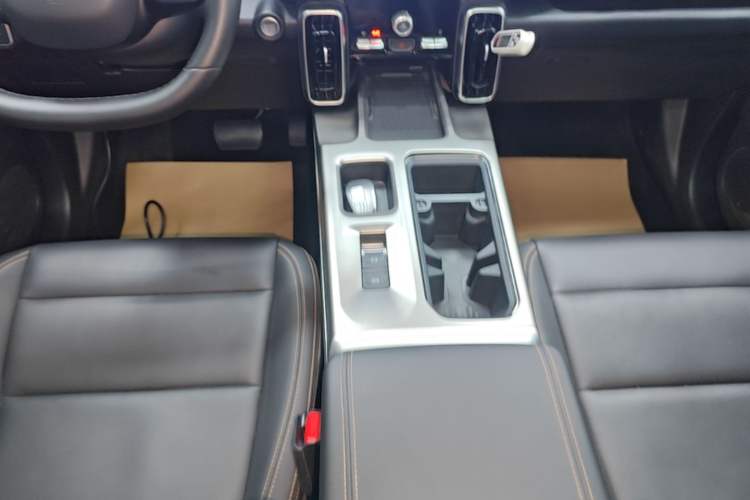 Used Haval DARGO 2026 Model 2.0T DCT Chinese Rural Dog Edition Gear Lever