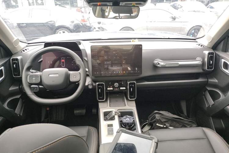 Used Haval DARGO 2026 Model 1.5T DCT Border Collie Edition Center Console