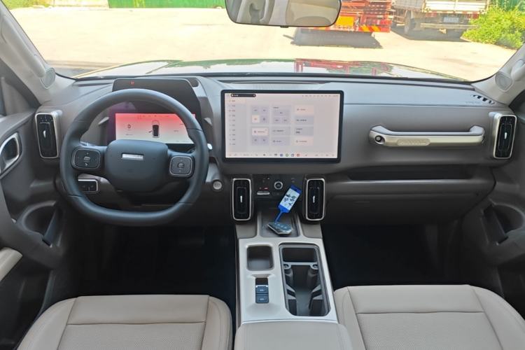 Used Haval DARGO 2026 Model 1.5T DCT Border Collie Edition Center Console