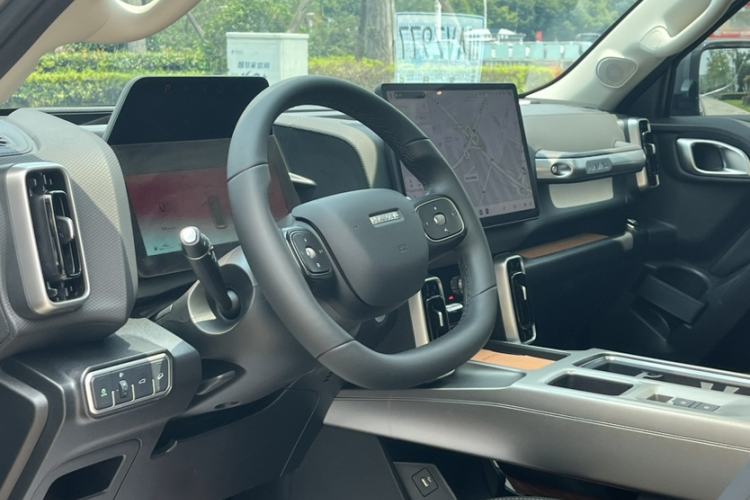 Used Haval DARGO 2026 Model 2.0T DCT Chinese Rural Dog Edition Interior 9